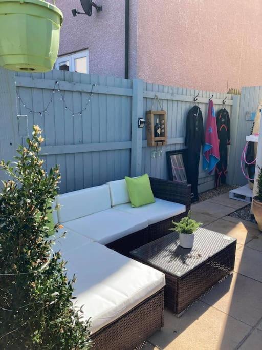 Sunny Family 4-Sleeper Near Newquays Top Beaches Newquay  Exterior photo